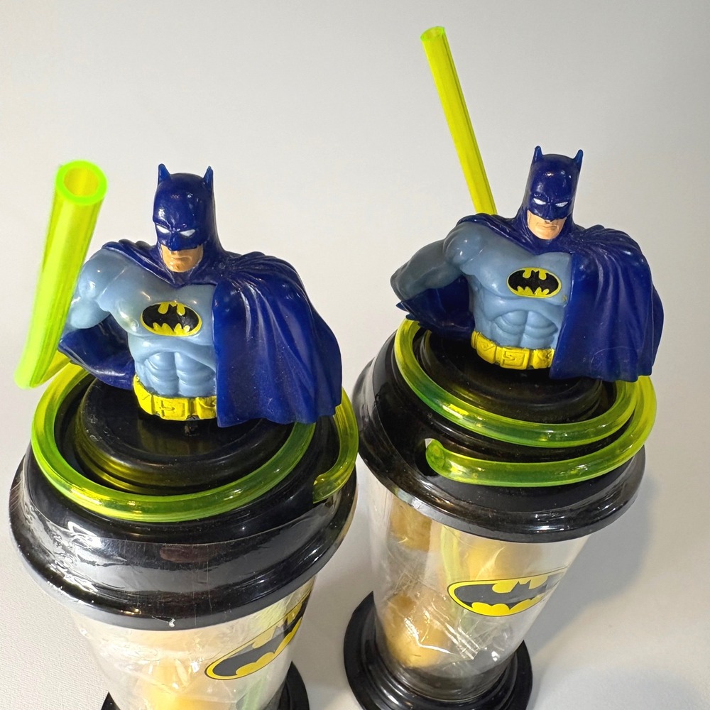 DC Comics Batman Gumball Dispenser Cup Set of 2 with Spiral Straws New with Tags